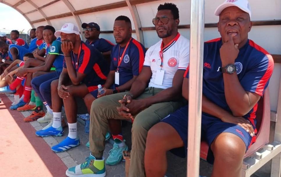 Benni Haoseb (left) next to Ronny Kanalelo