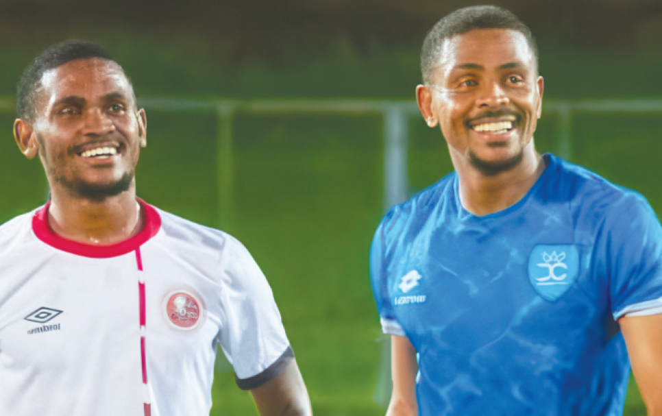Edmar Kamatuka (left) and his brother Joslin Kamatuka ( right) posing for a picture after a match.