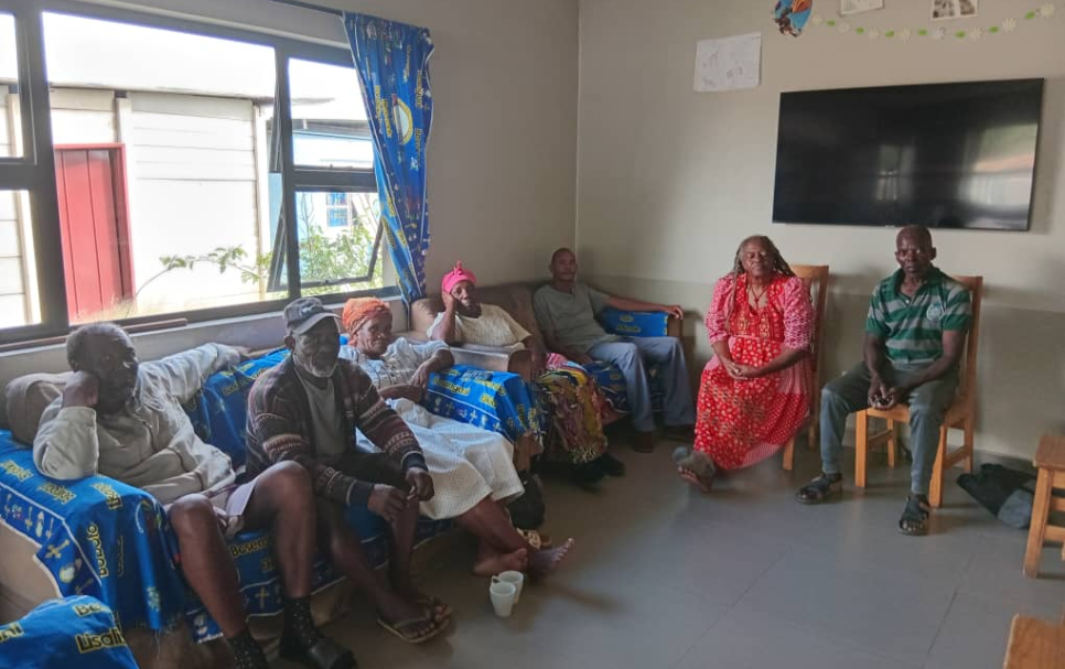 /Khomanin elders and members of the /Khomanin Concerned Group in Windhoek