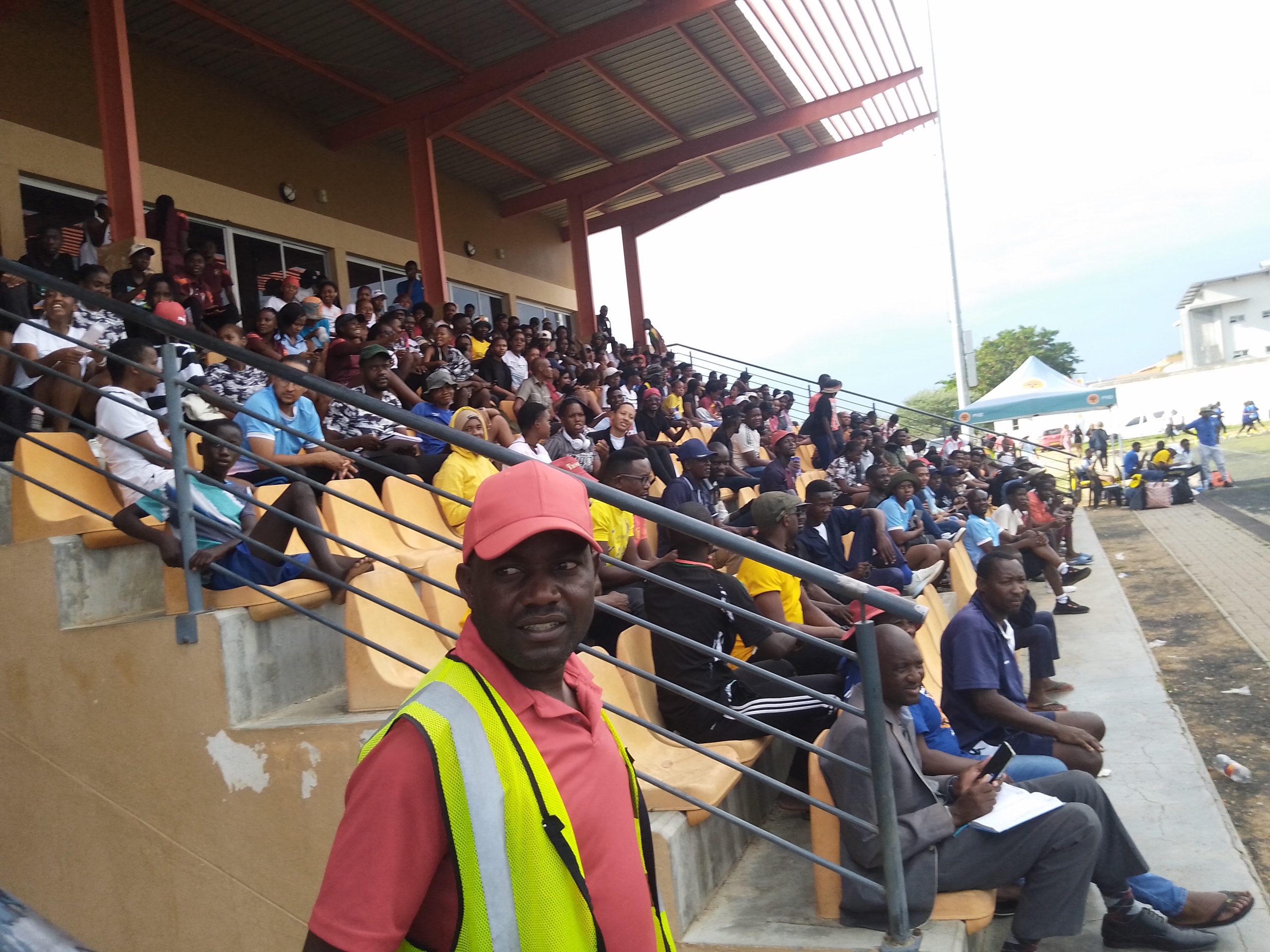 Women’s Football Draws Big Crowds (Men’s Matches Struggle in Windhoek) img_20250208_173812_746