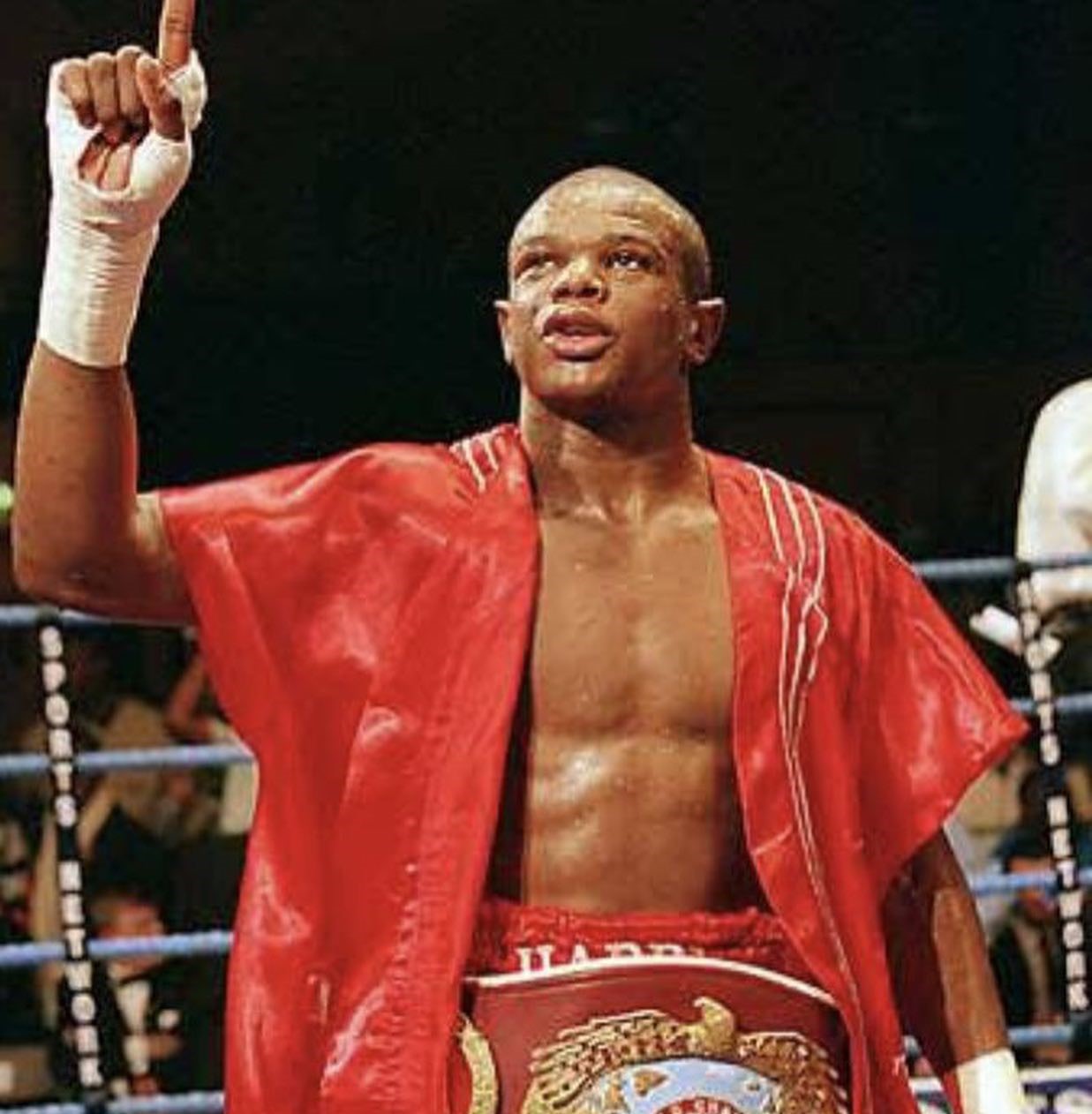 Simon auctioning belts harry-simon