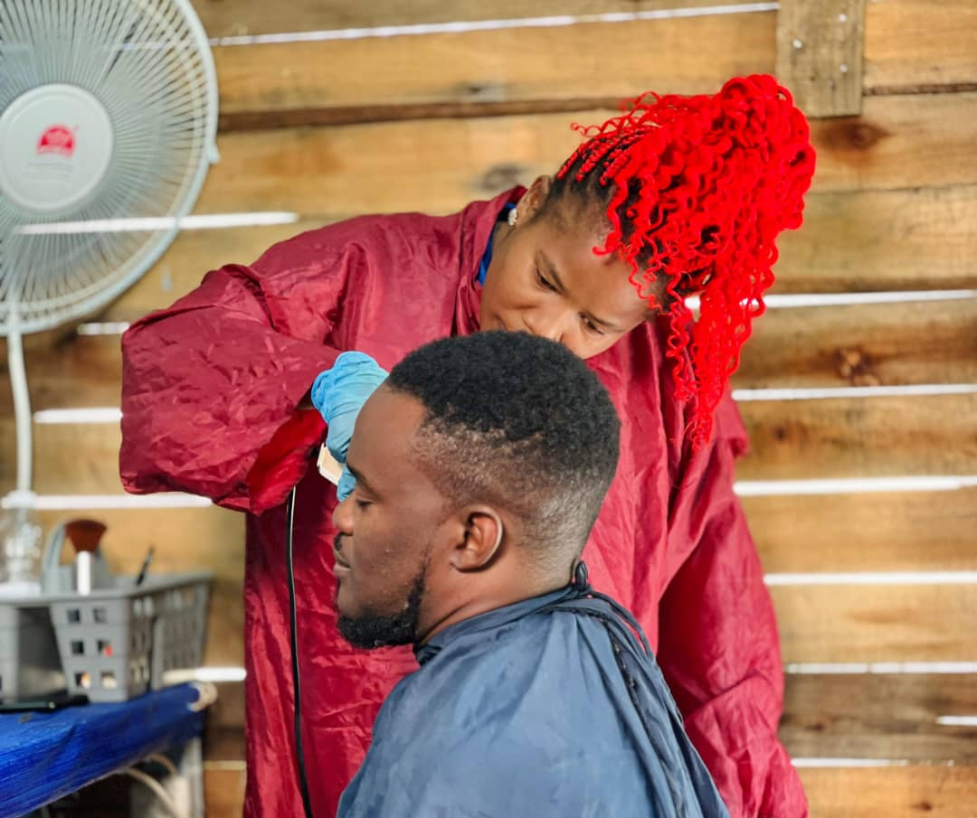 “Born Artist”: Scissors carves a path in music, fashion and barbering whatsapp-image-2025-09-03-at-10