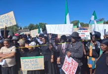 |Khomanin leadership in the crosshairs